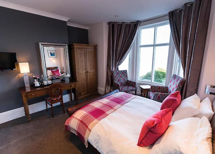 Explore the Best Hotels in Scarborough for a Memorable Stay