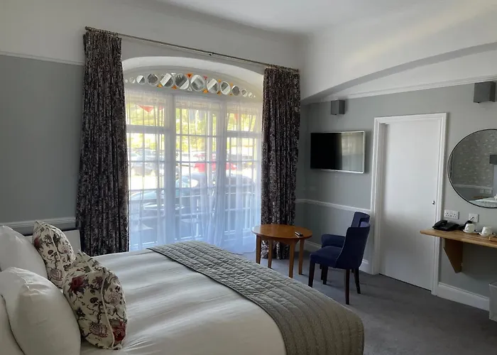 Best Sidmouth Hotels with Top Entertainment