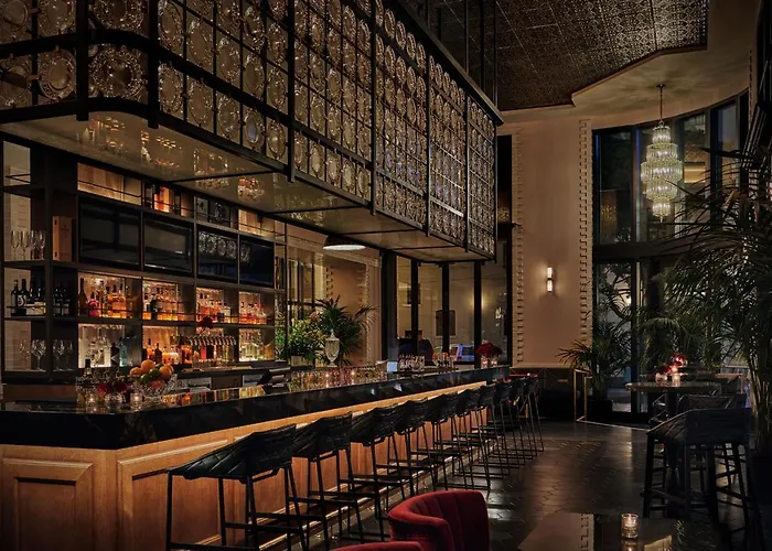 Best San Diego Hotels with Airport Shuttle