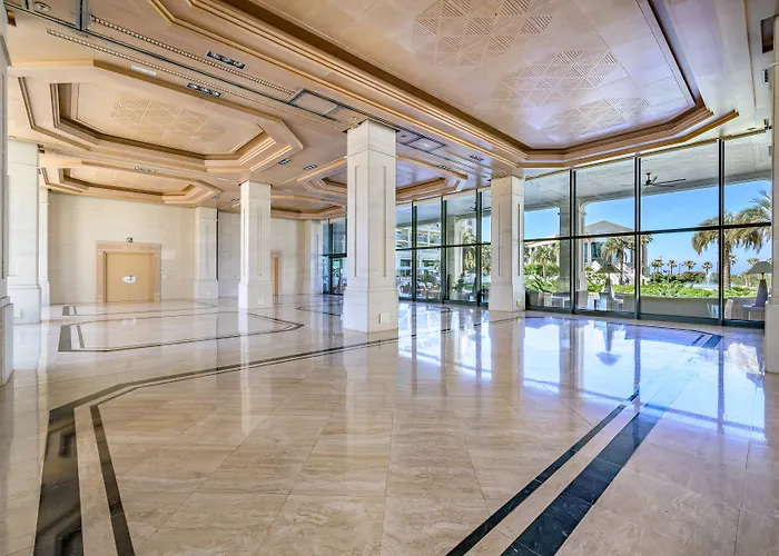 Mejores hoteles en la playa Malvarrosa de Valencia