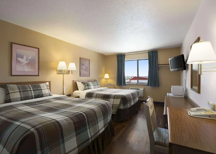 Best Hotels Downtown Las Vegas