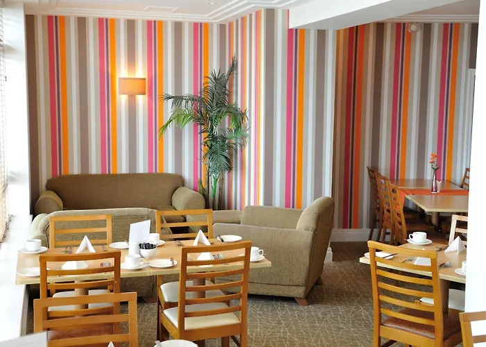 Top Hotels Close to Blackpool's Beachfront