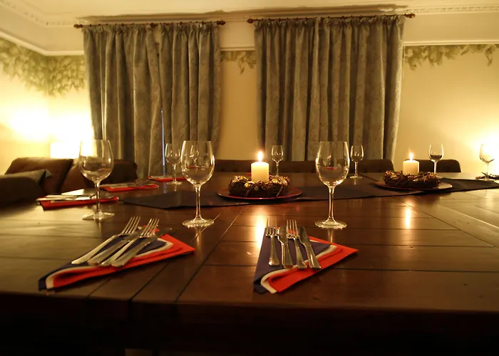 Best Hotels in Canterbury with Parking