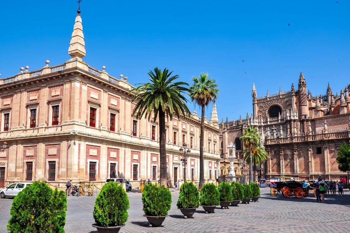 Les archives générales des indes